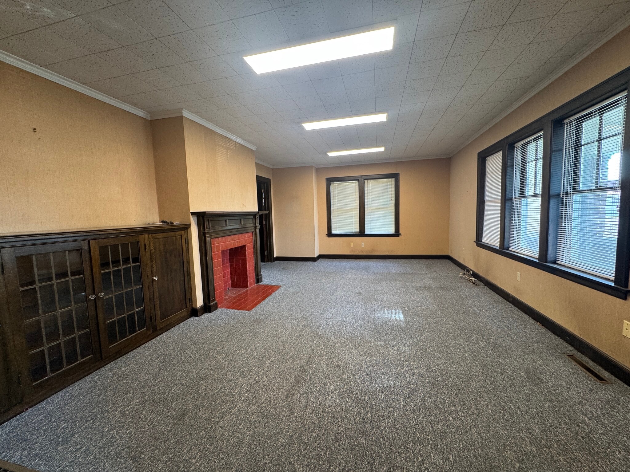 408 N Columbus St, Lancaster, OH for Rent