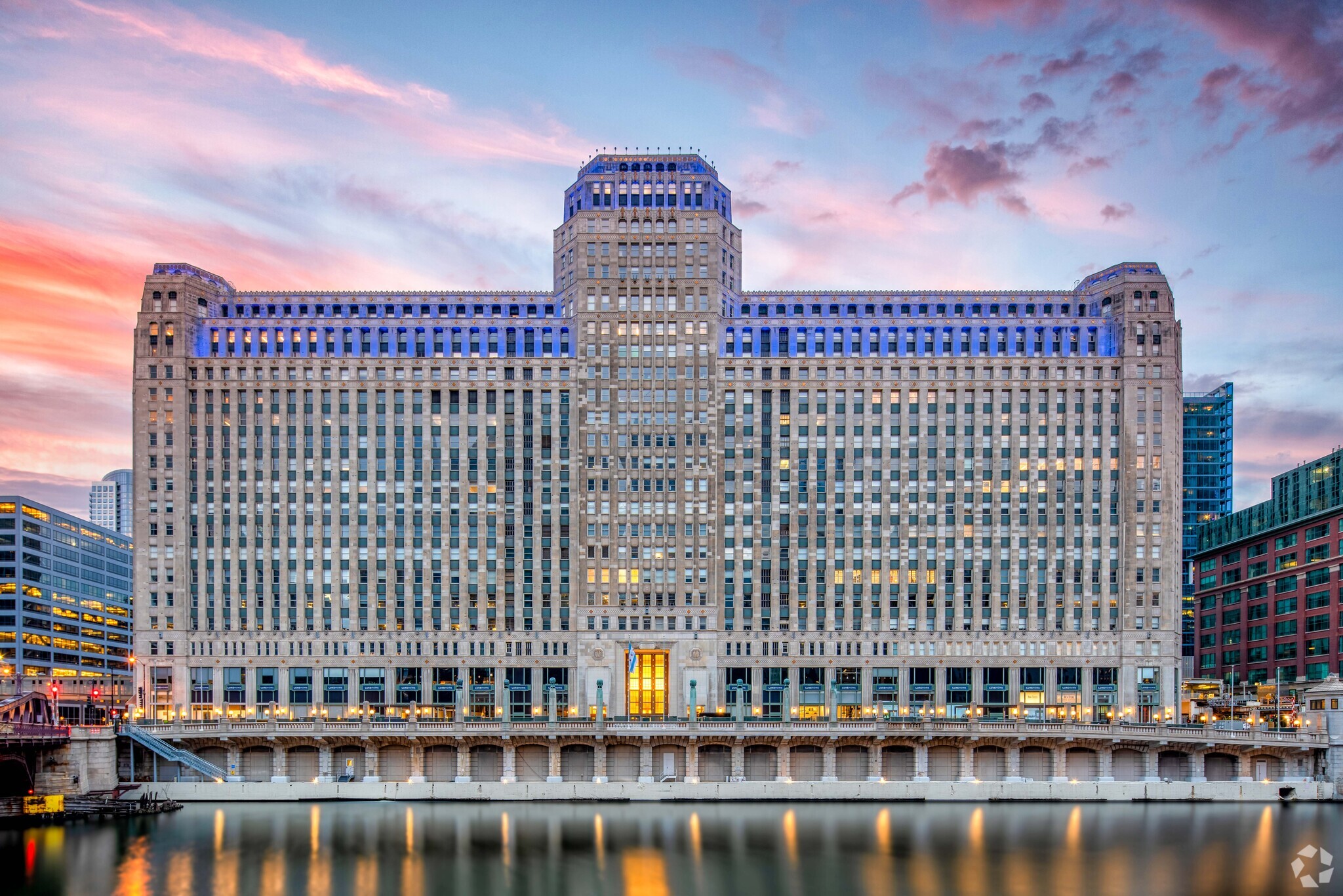 222 Merchandise Mart Plz, Chicago, IL for Rent