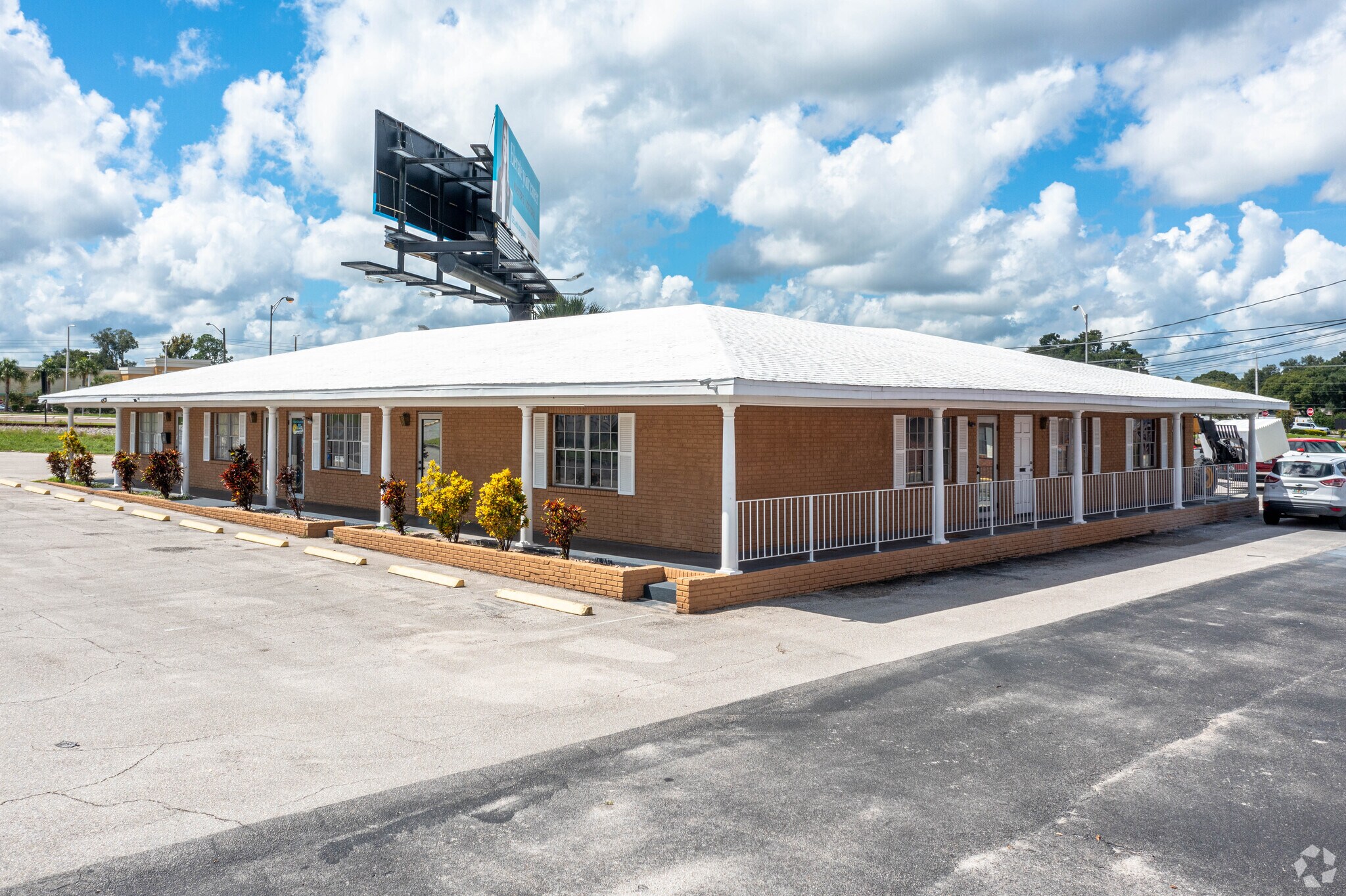 1421 Commercial Park Dr, Lakeland, FL for Rent