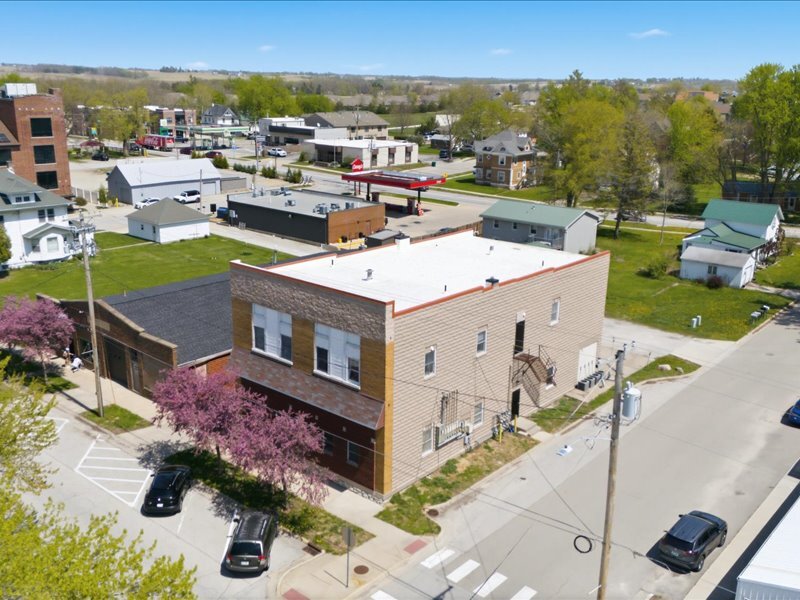 230 S Dubuque St, Solon, IA for Sale