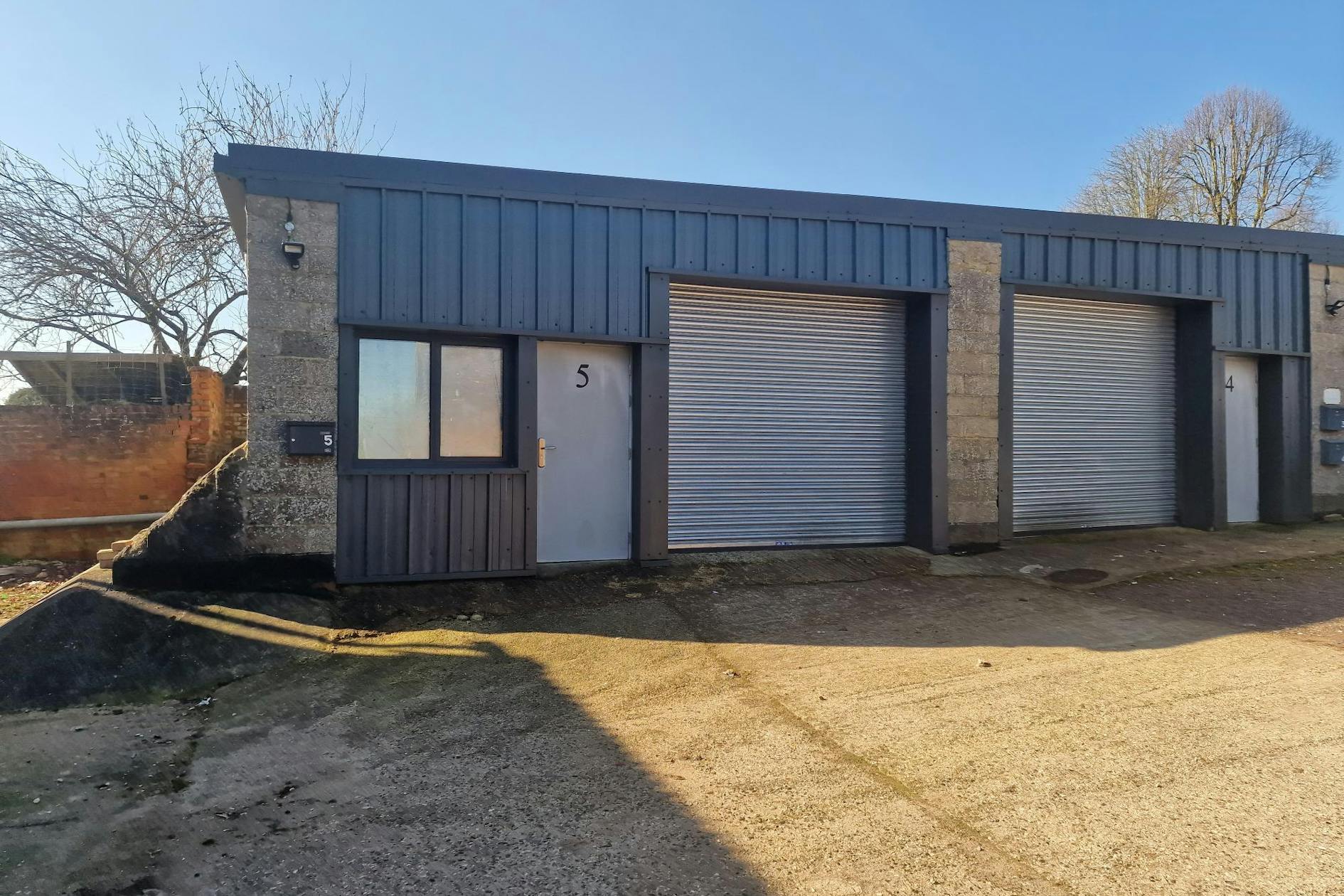Manor Farm Yard, Upton Grey, HAM for Rent