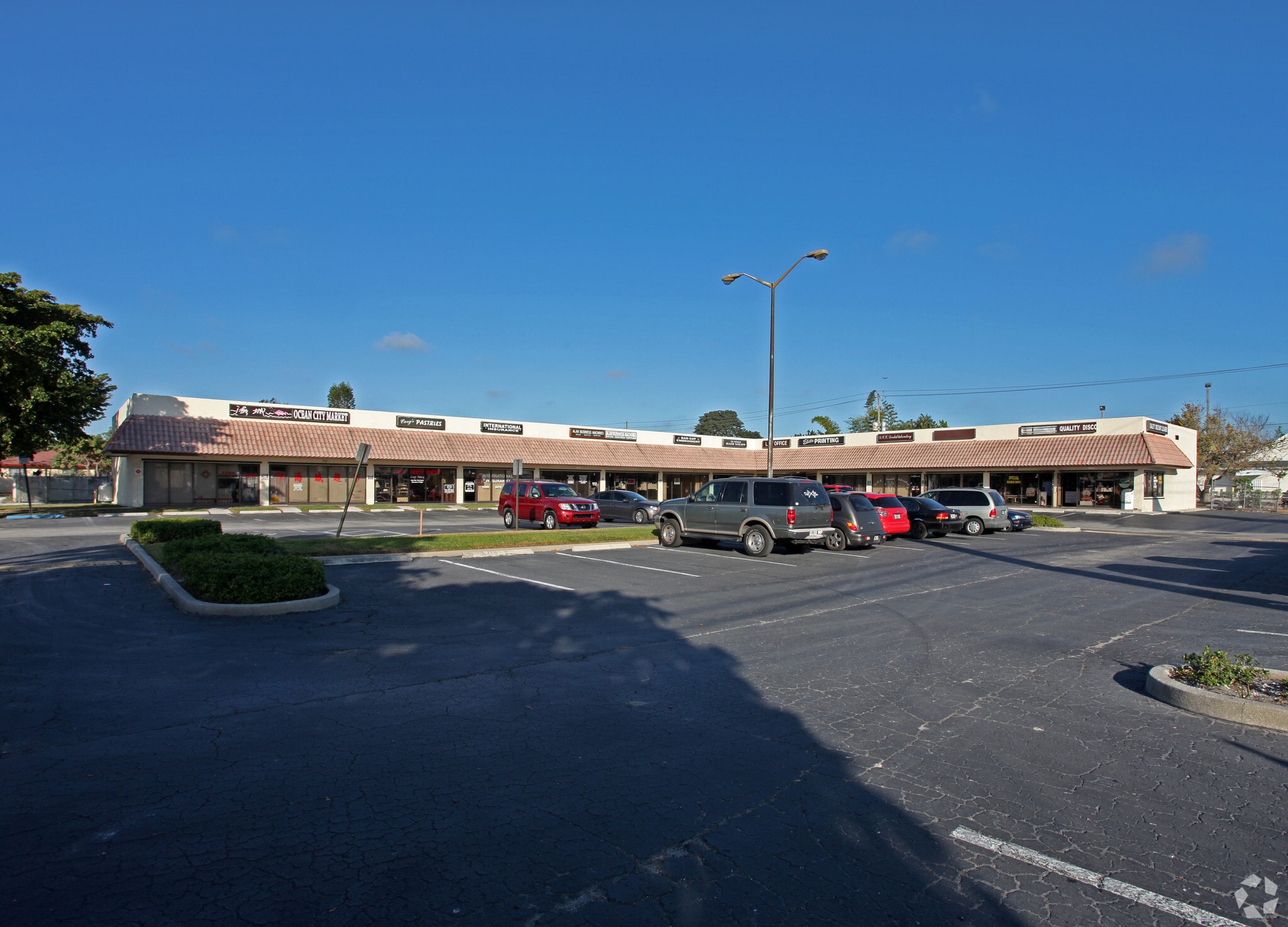 1481 S Military Trl, West Palm Beach, FL for Rent