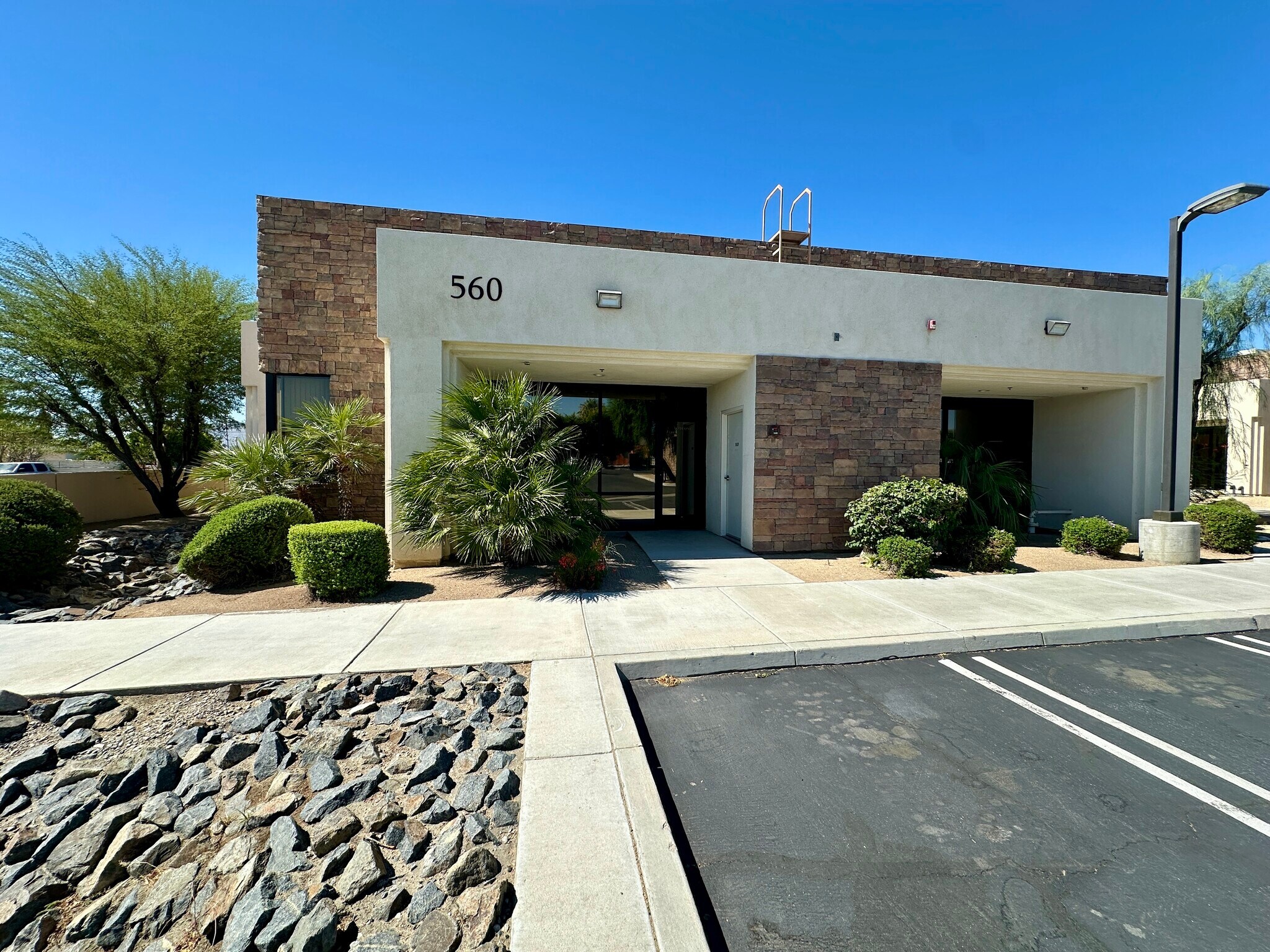 560 S Paseo Dorotea, Palm Springs, CA for Rent