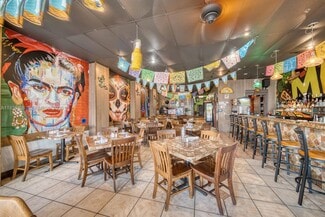 Sunny Isles Beach, FL Retail - 16850 Collins Ave