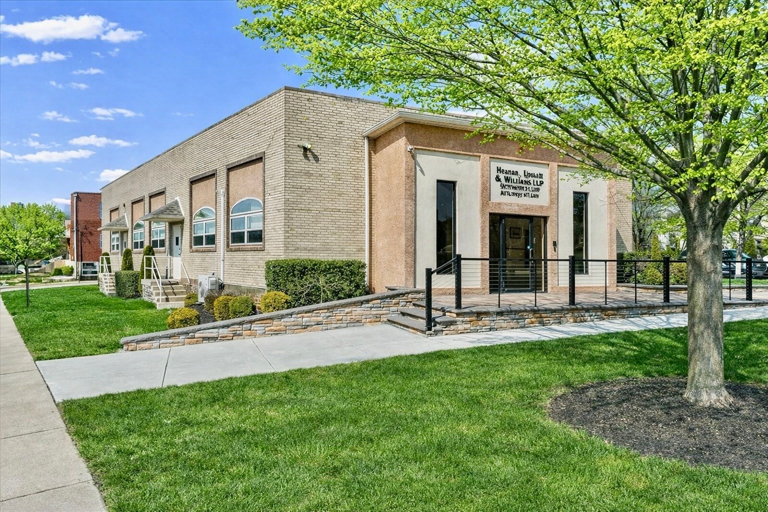 101 E Darby Rd, Havertown, PA for Sale
