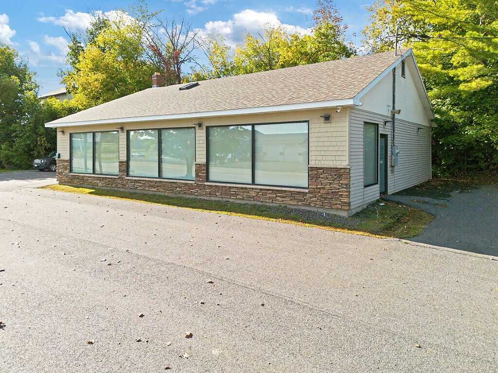 208 College Ave, Waterville, ME for Rent