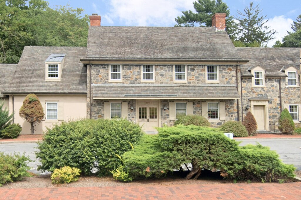 5809-5811 Kennett Pike, Wilmington, DE for Sale