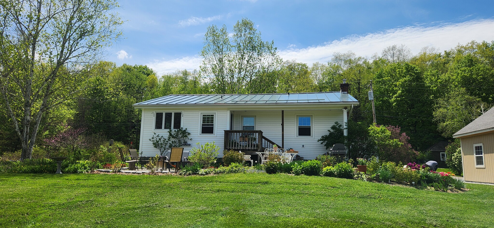 1890 W Creek Rd, Florence, VT for Sale