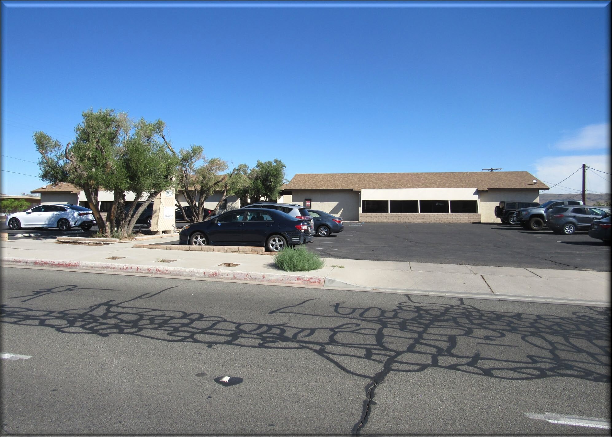 309 E Mountain View St, Barstow, CA for Rent