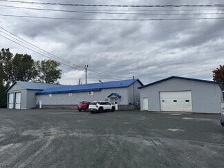 Sainte-Eulalie, QC Truck Terminal - 400 Rue Des Bouleaux