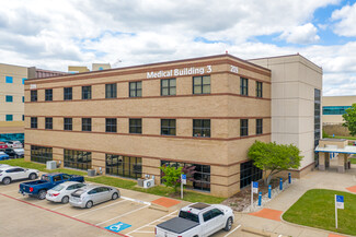 Denton, TX Office/Medical - 209 N Bonnie Brae St