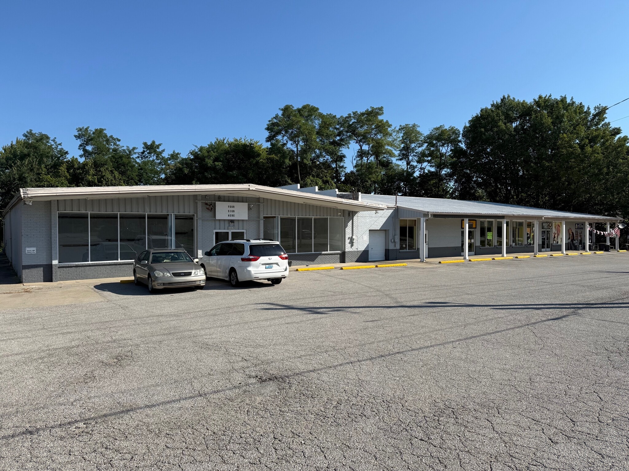 1812-1818 Petersburg Rd, Hebron, KY for Sale