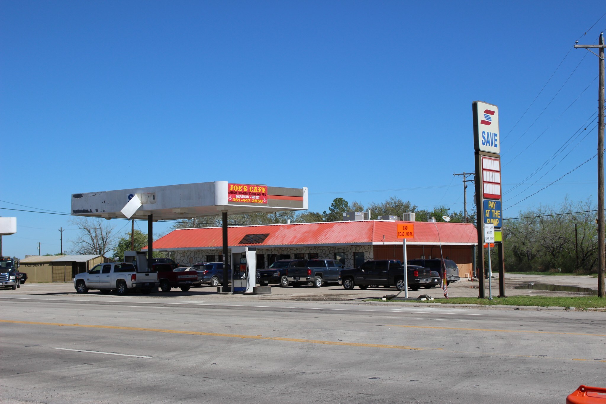 100 S Nueces St West, TX 78022 Retail Property for Lease on