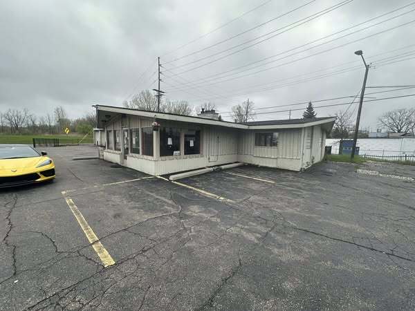2020 Dixie Hwy, Waterford, MI for Sale