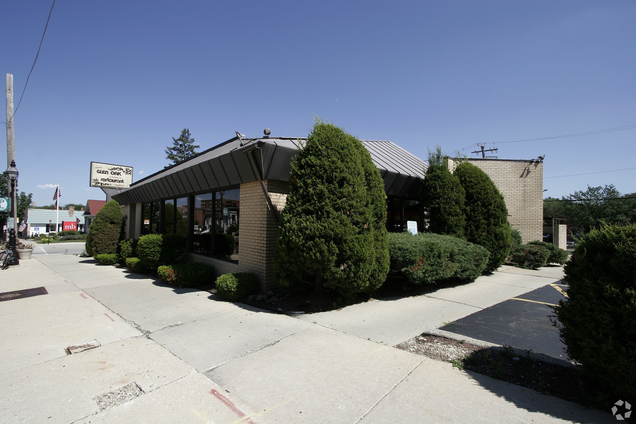 479 Pennsylvania Ave, Glen Ellyn, IL for Sale