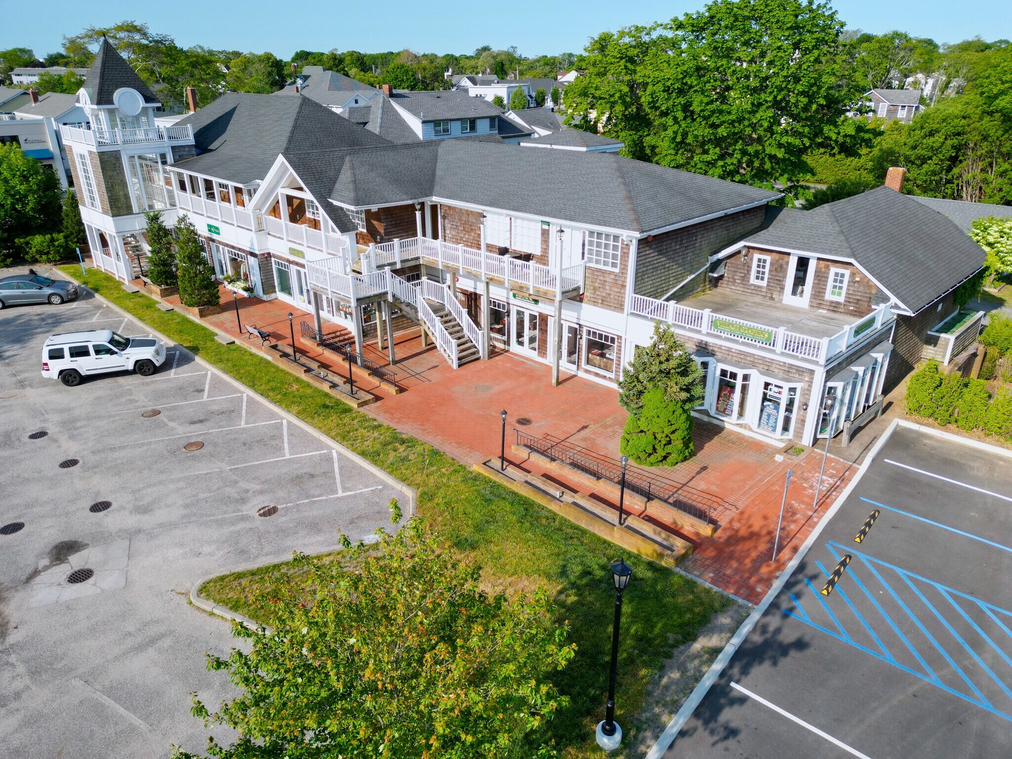 132 Main St, Westhampton Beach, NY for Rent