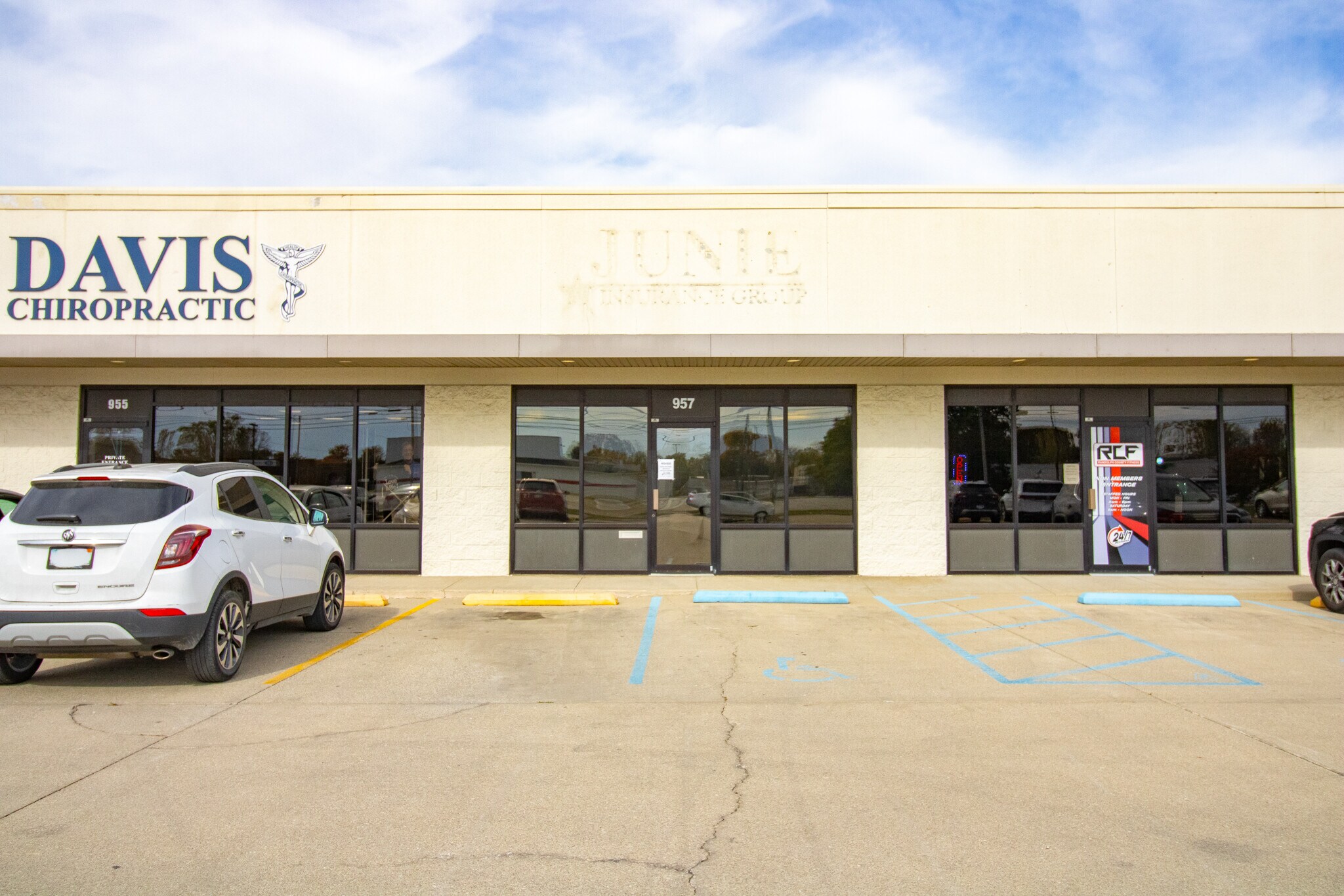 961-965 E Washington St, Winchester, IN for Rent
