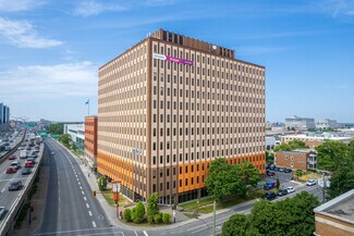 Montréal, QC Office, Flex - 255 Boul Crémazie E Montréal, QC Office, Flex - 255 Boul Crémazie E