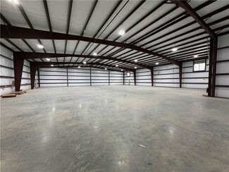 Springdale, AR Warehouse - 595 Kawneer dr