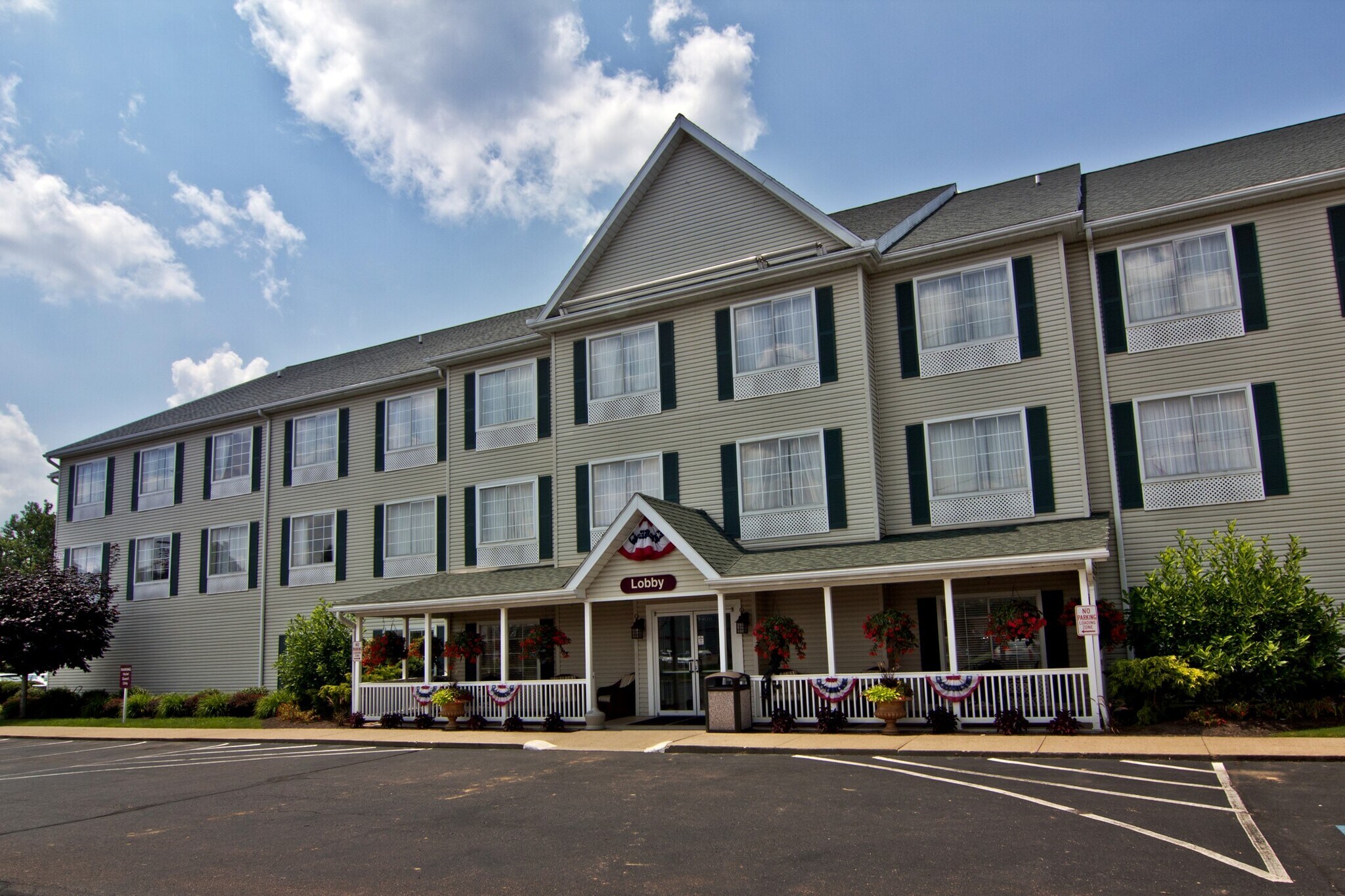 115 N Water St, Coshocton, OH for Sale