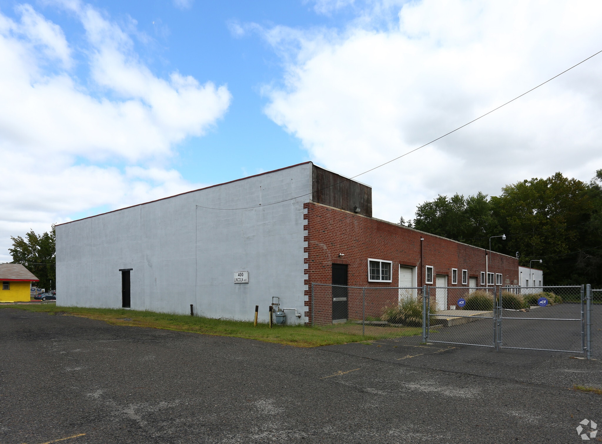 400 Lincoln Ave, West Collingswood Heights, NJ for Sale