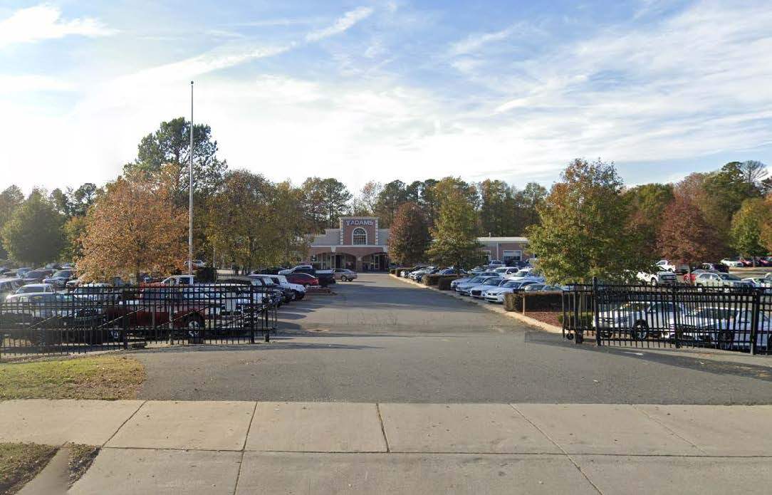 6027-6125 N Tryon St, Charlotte, NC for Sale