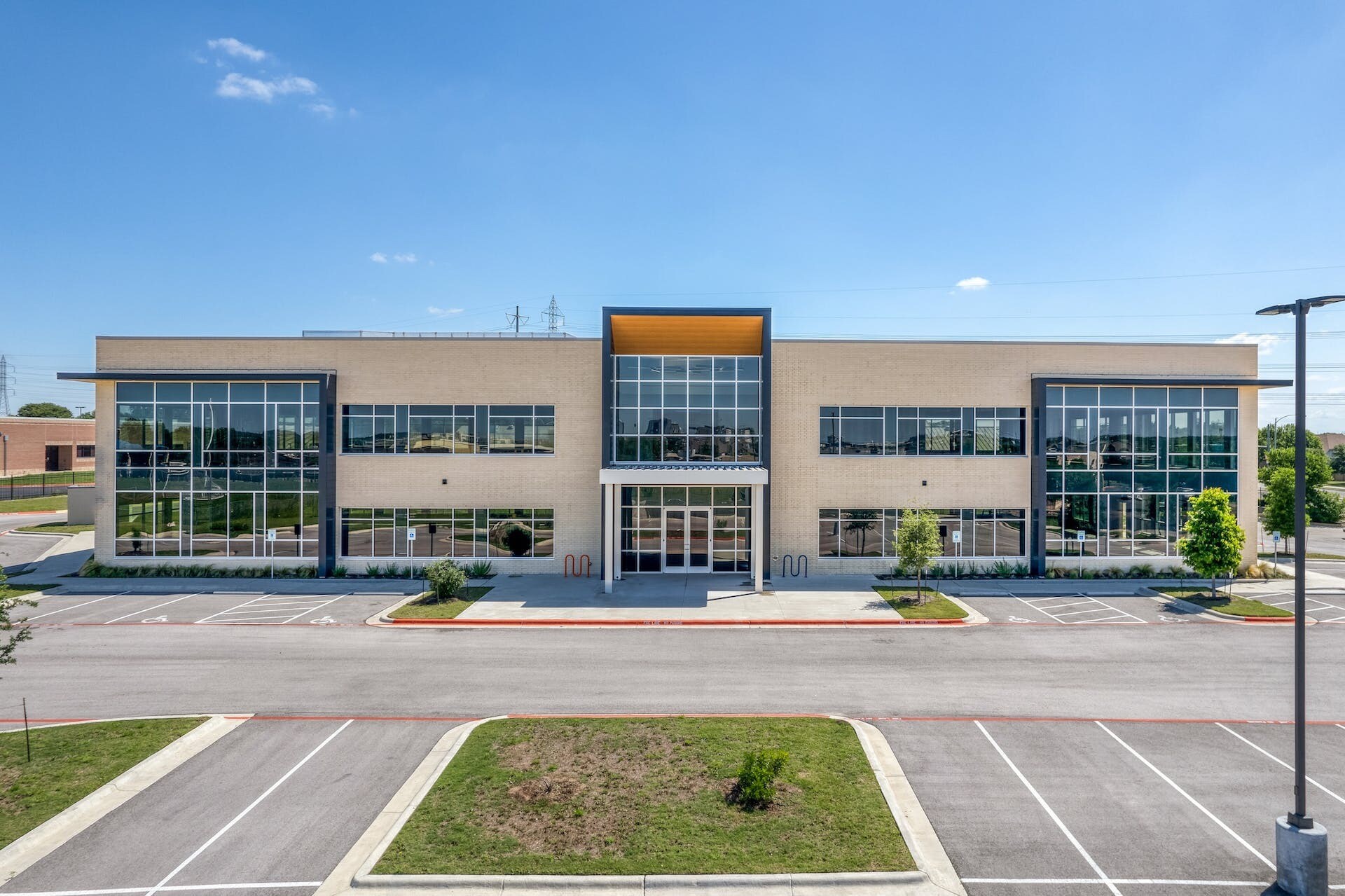 12601 Metric Blvd, Austin, TX for Rent