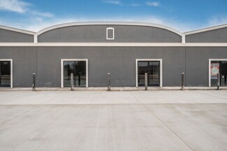 Amarillo, TX Storefront - 8700 Clinton Glen