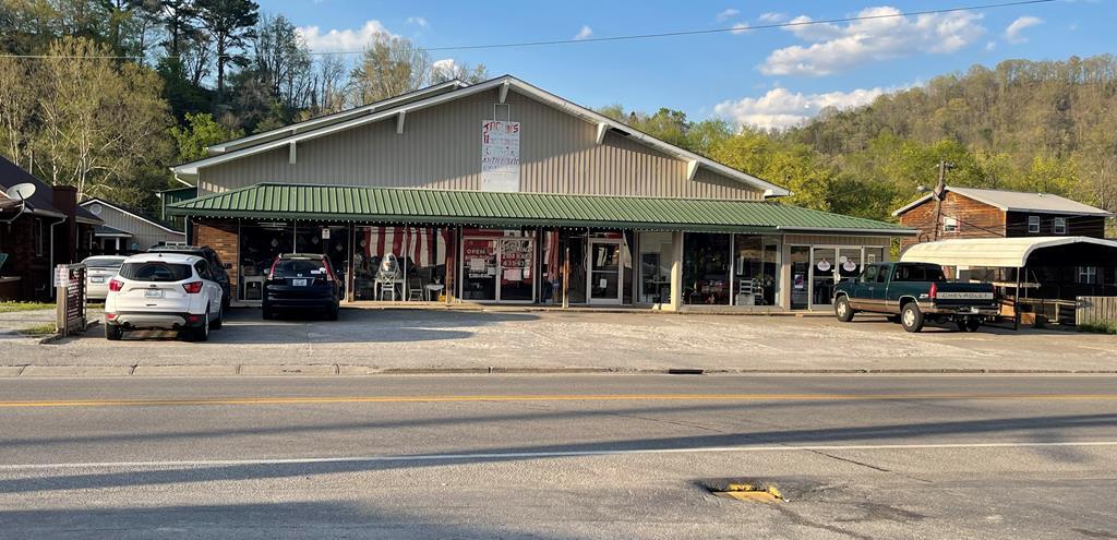 2108 N Main St, Hazard, KY for Sale