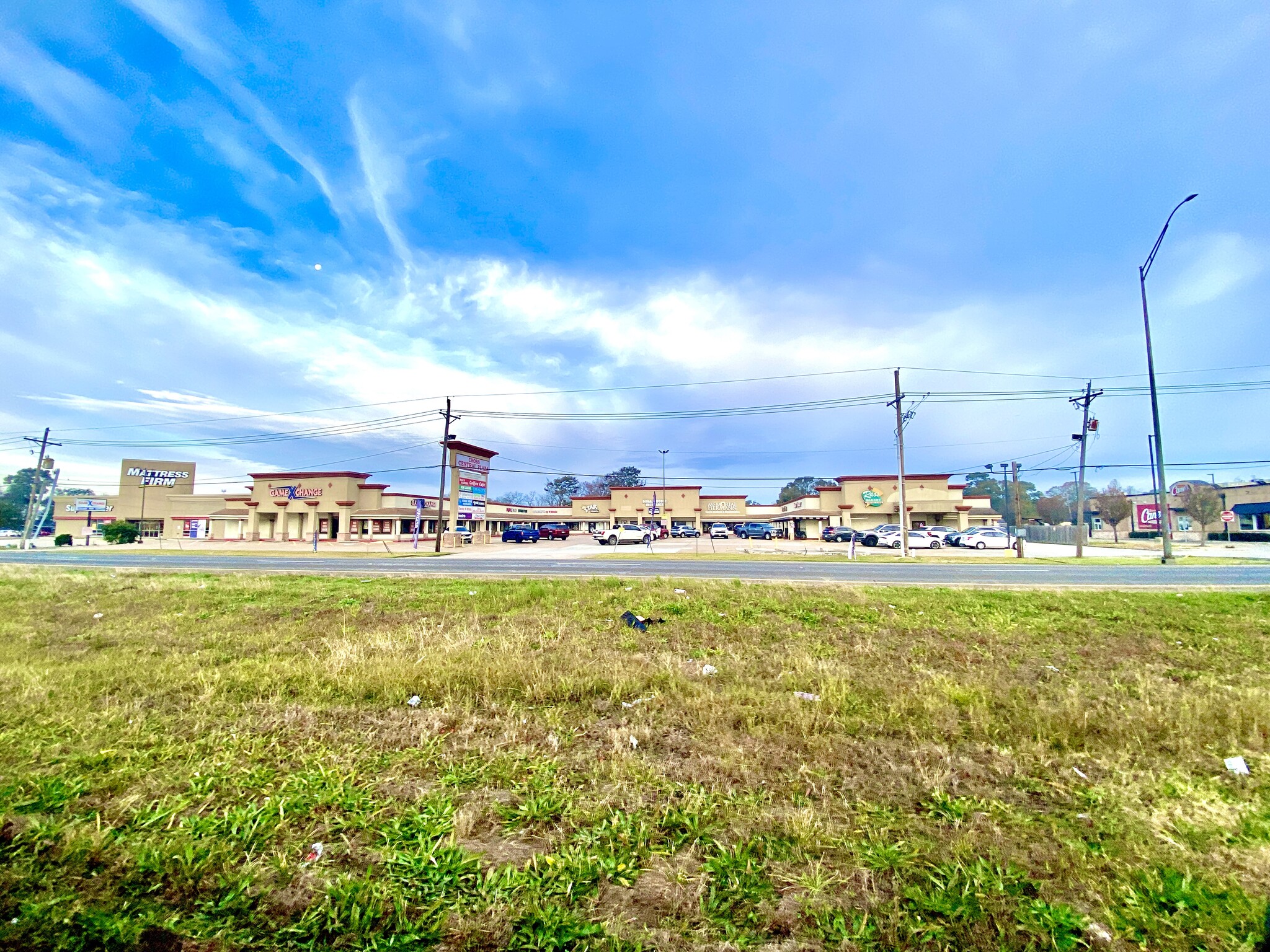 3500-3536 FM 365, Nederland, TX for Rent