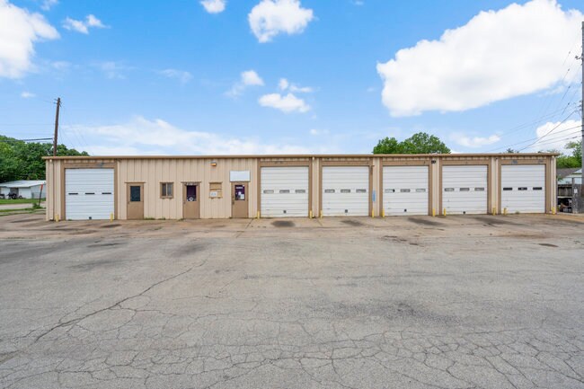1745 W Hensley Blvd, Bartlesville, OK for Sale