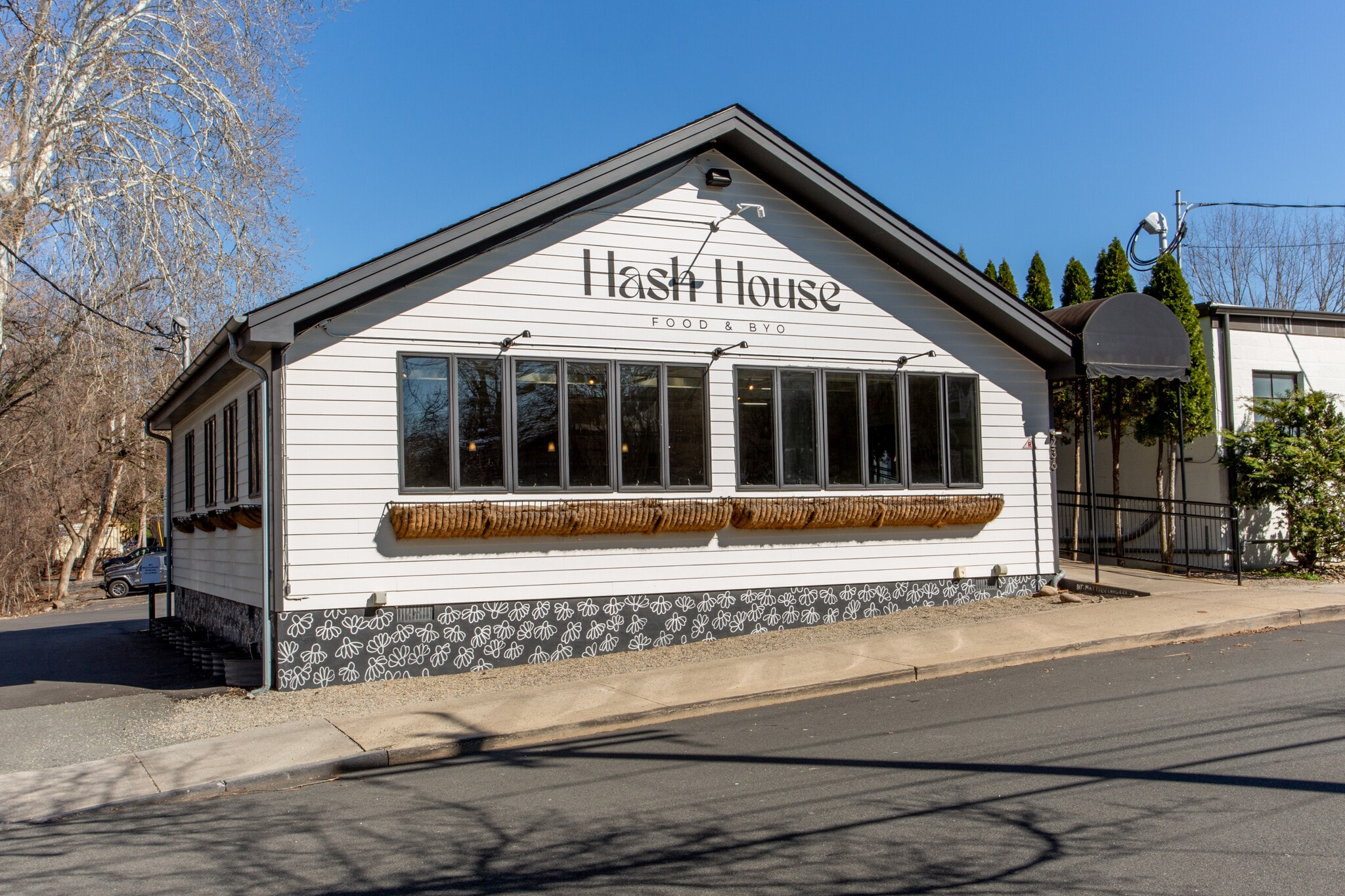 236 N Union St, Lambertville, NJ for Sale