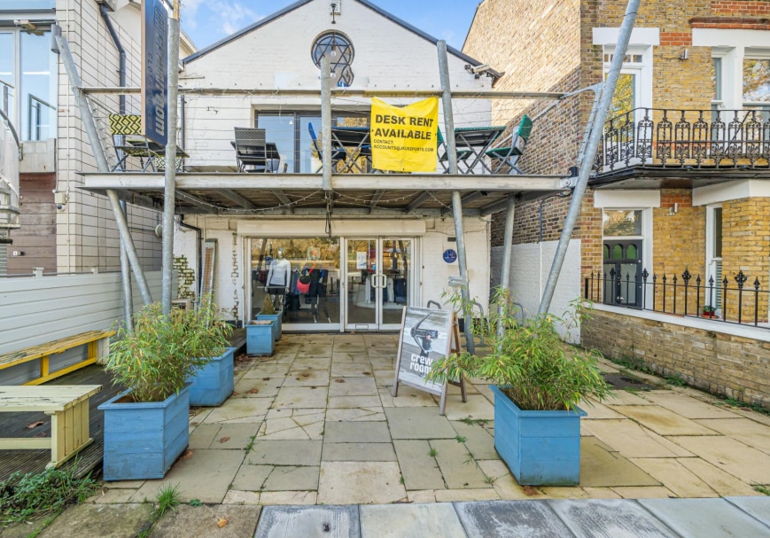 Embankment, London, LND for Sale
