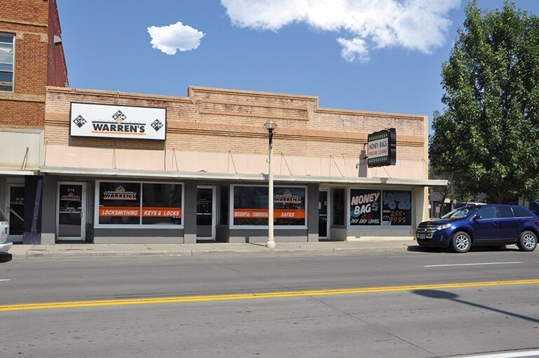 214-216 E Main Ave, Bismarck, ND for Rent