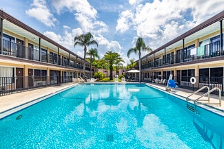Port Richey, FL Hospitality - 11736 US Highway 19
