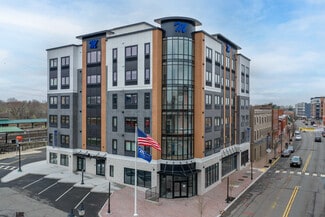 Bound Brook, NJ Retail - 300 E Main St
