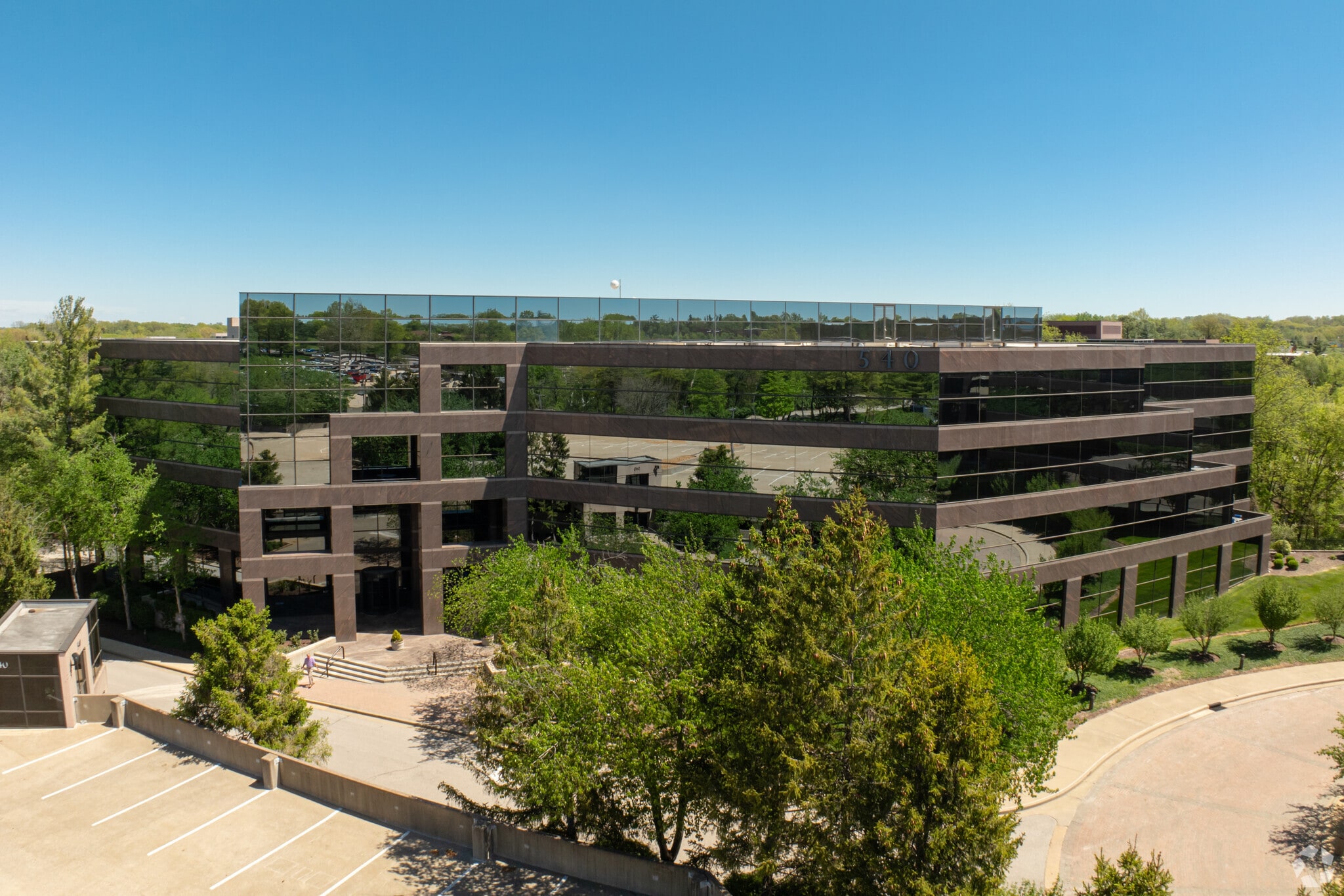 540 Maryville Centre Dr, Saint Louis, MO for Rent