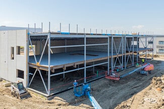 Calgary, AB Office/Retail, Industrial - 7225 107 Av