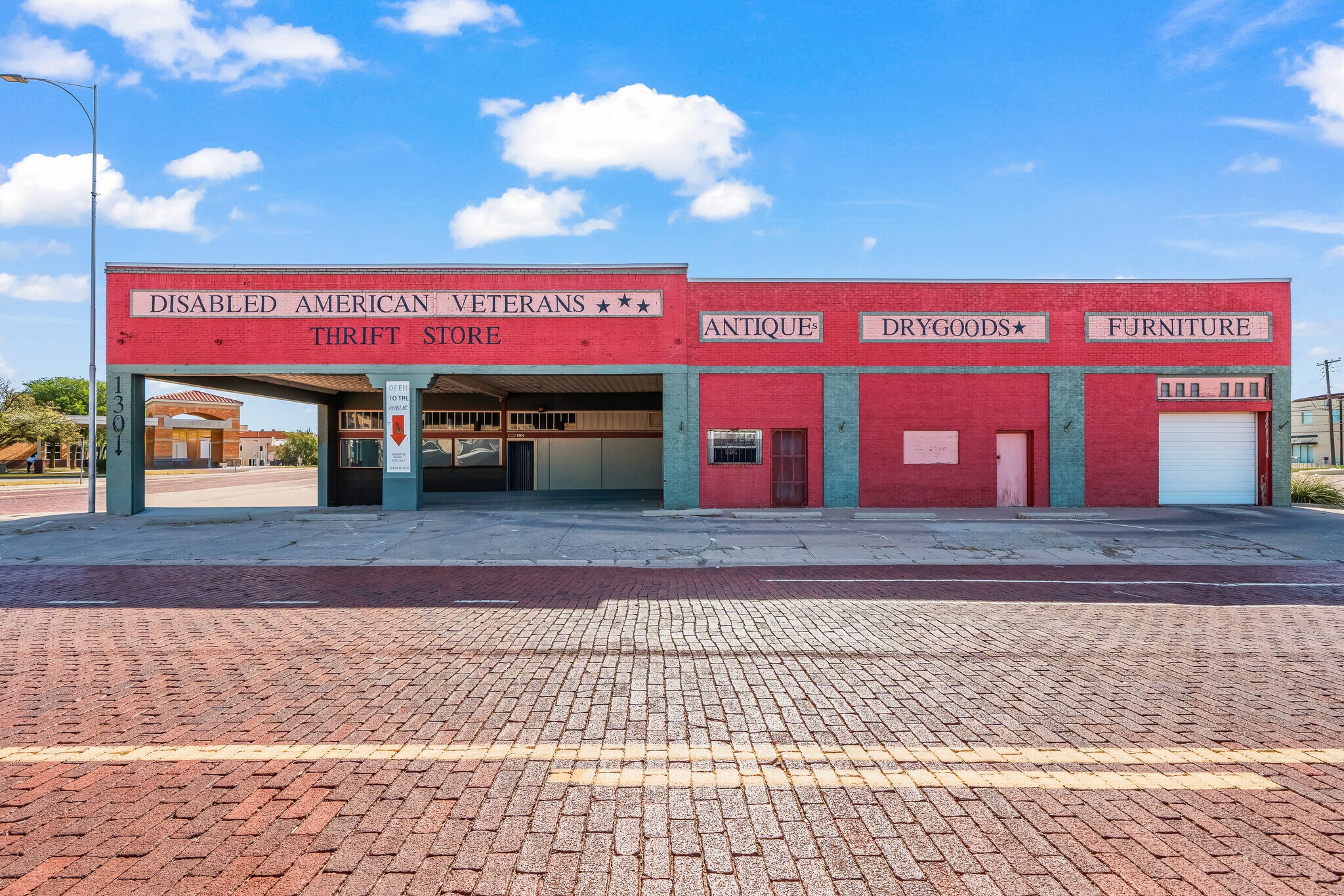 1301 Buddy Holly Ave, Lubbock, TX for Sale