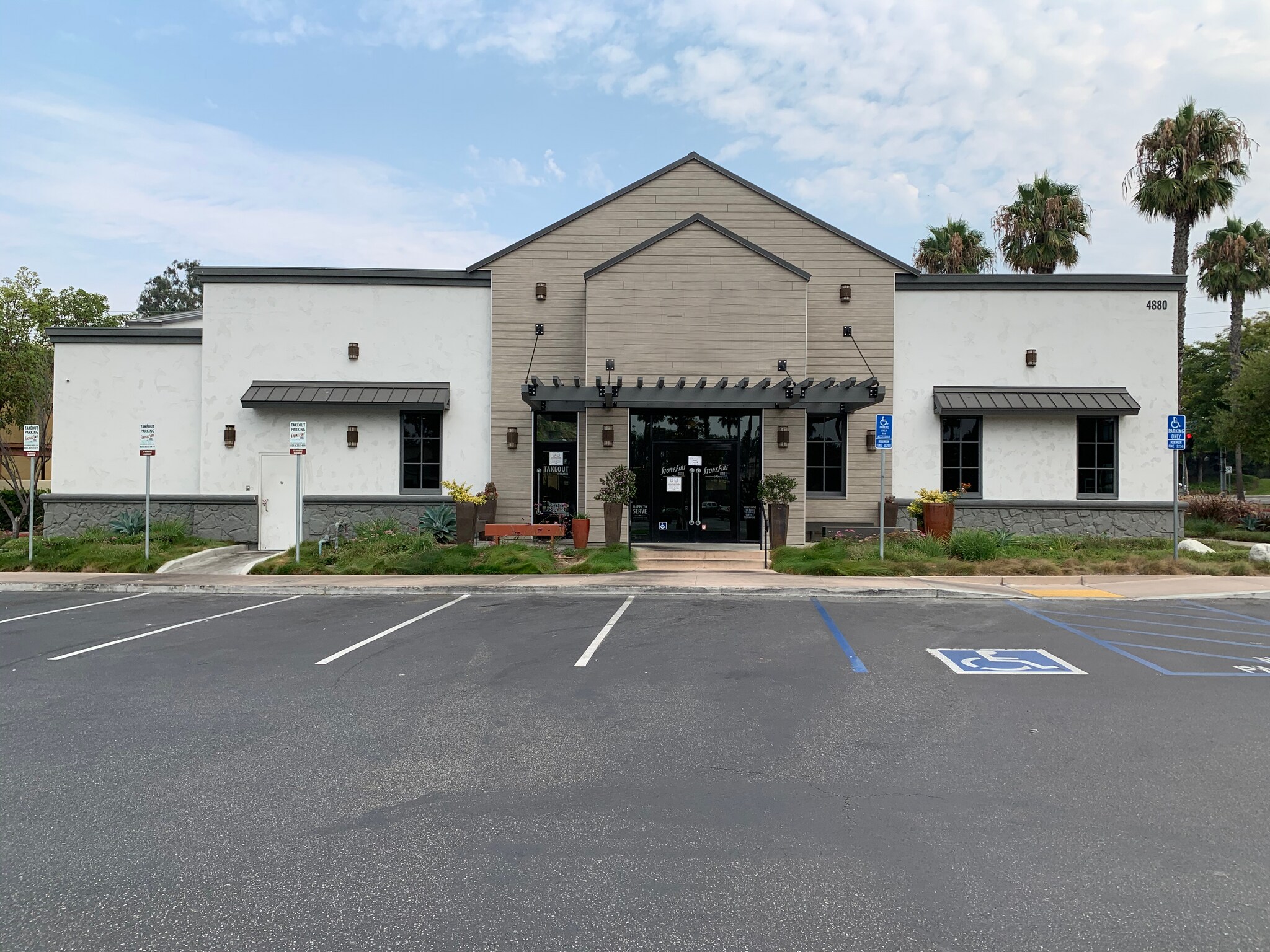 4880 Telephone Rd, Ventura, CA for Rent