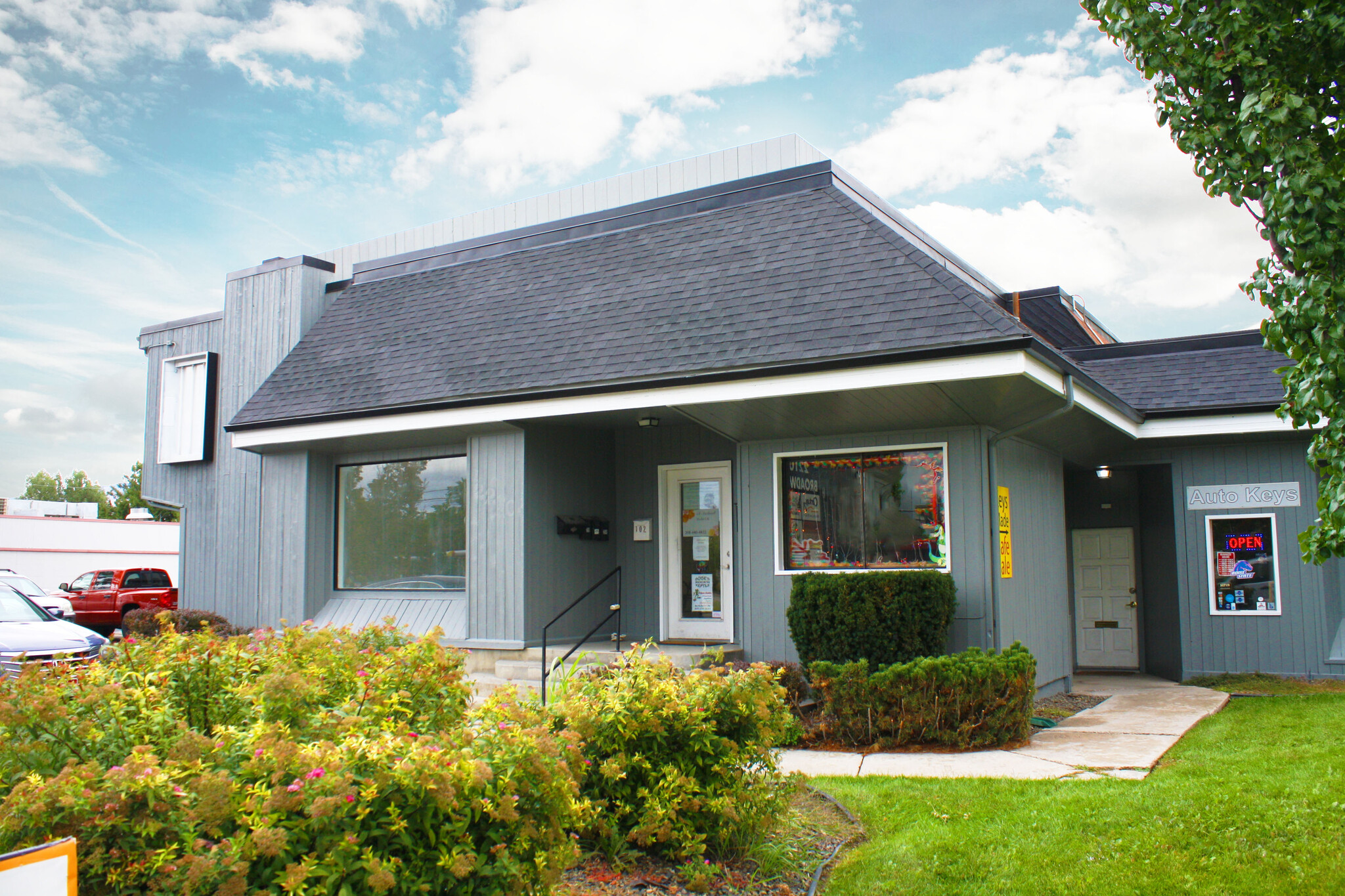 2210 S Broadway Ave, Boise, ID for Rent