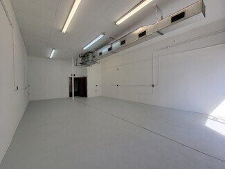 Largo, FL Flex - 9225 Ulmerton Rd