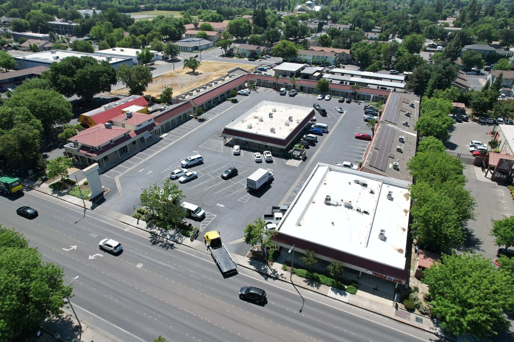 115-117 W Main St, Woodland, CA for Sale
