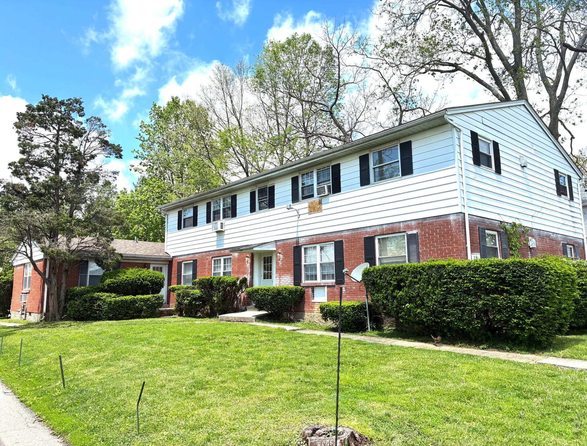 210 S Beech St, Oxford, OH for Sale