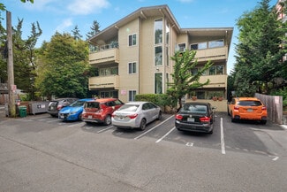 Seattle, WA Apartments - 12348 33rd Ave NE