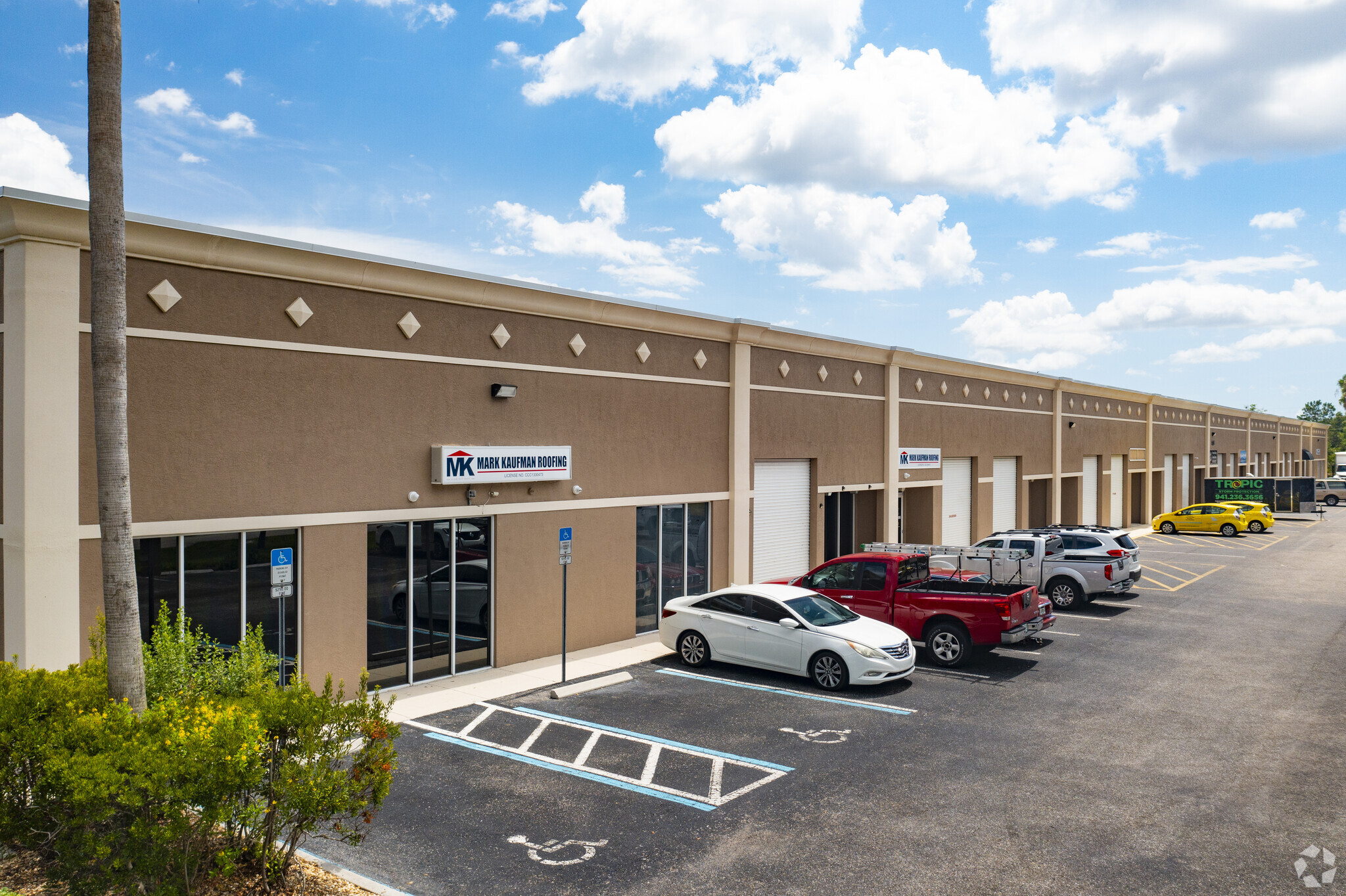 1001 Corporate Ave, North Port, FL for Rent