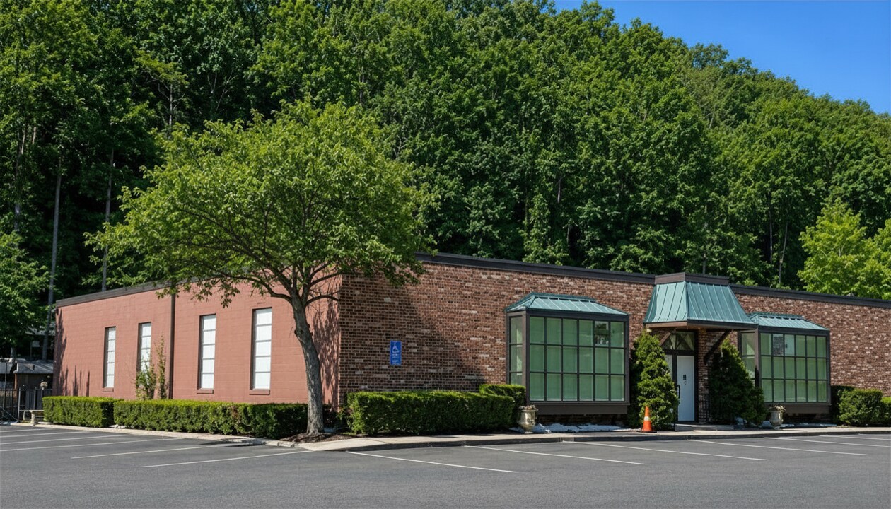 631-643 Danbury Rd, Wilton, CT for Rent