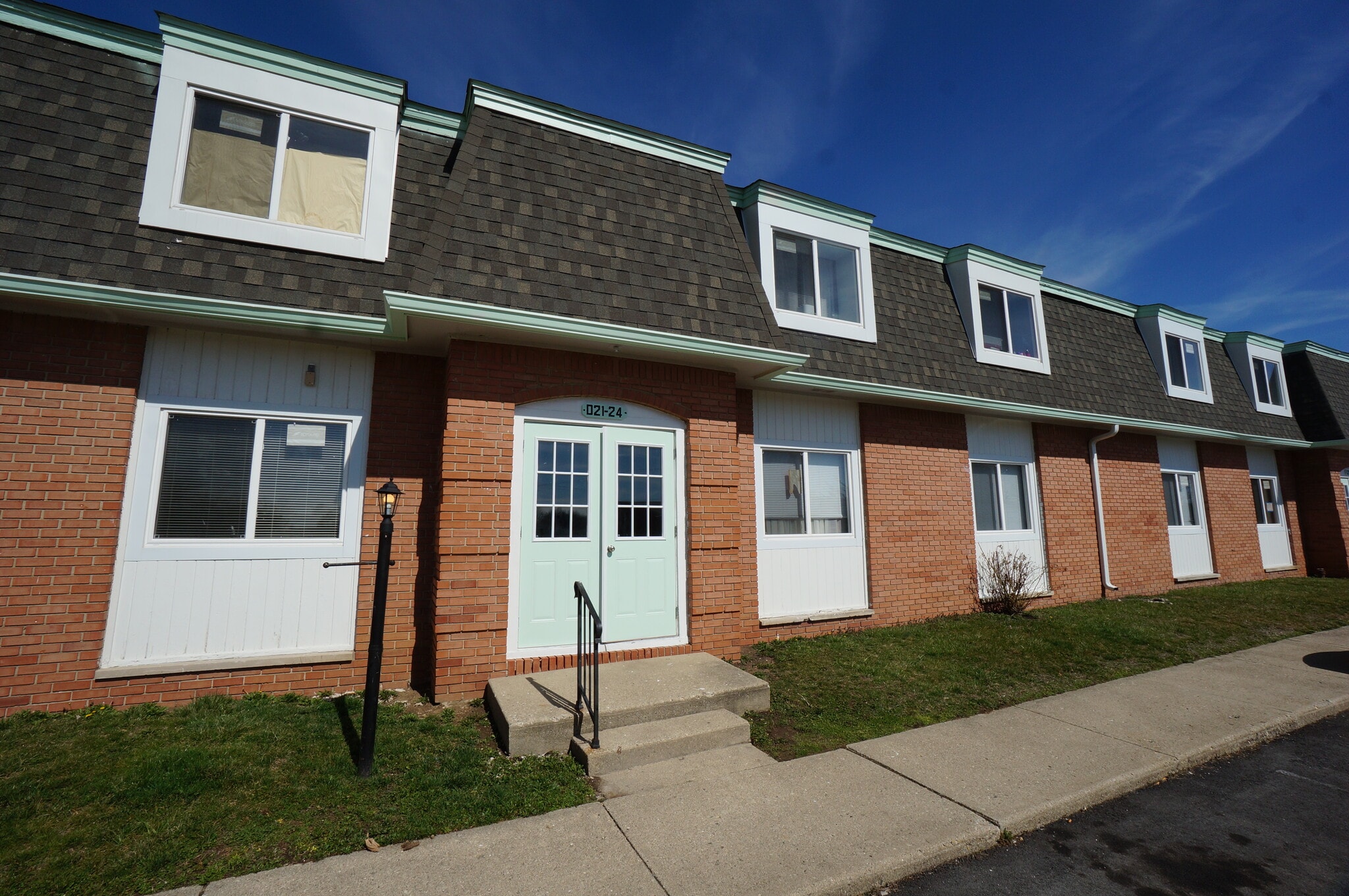 2505 E 10th St, Anderson, IN for Sale