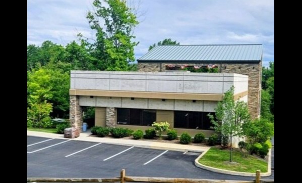 3407 West Chester Pike, Newtown Square, PA for Rent