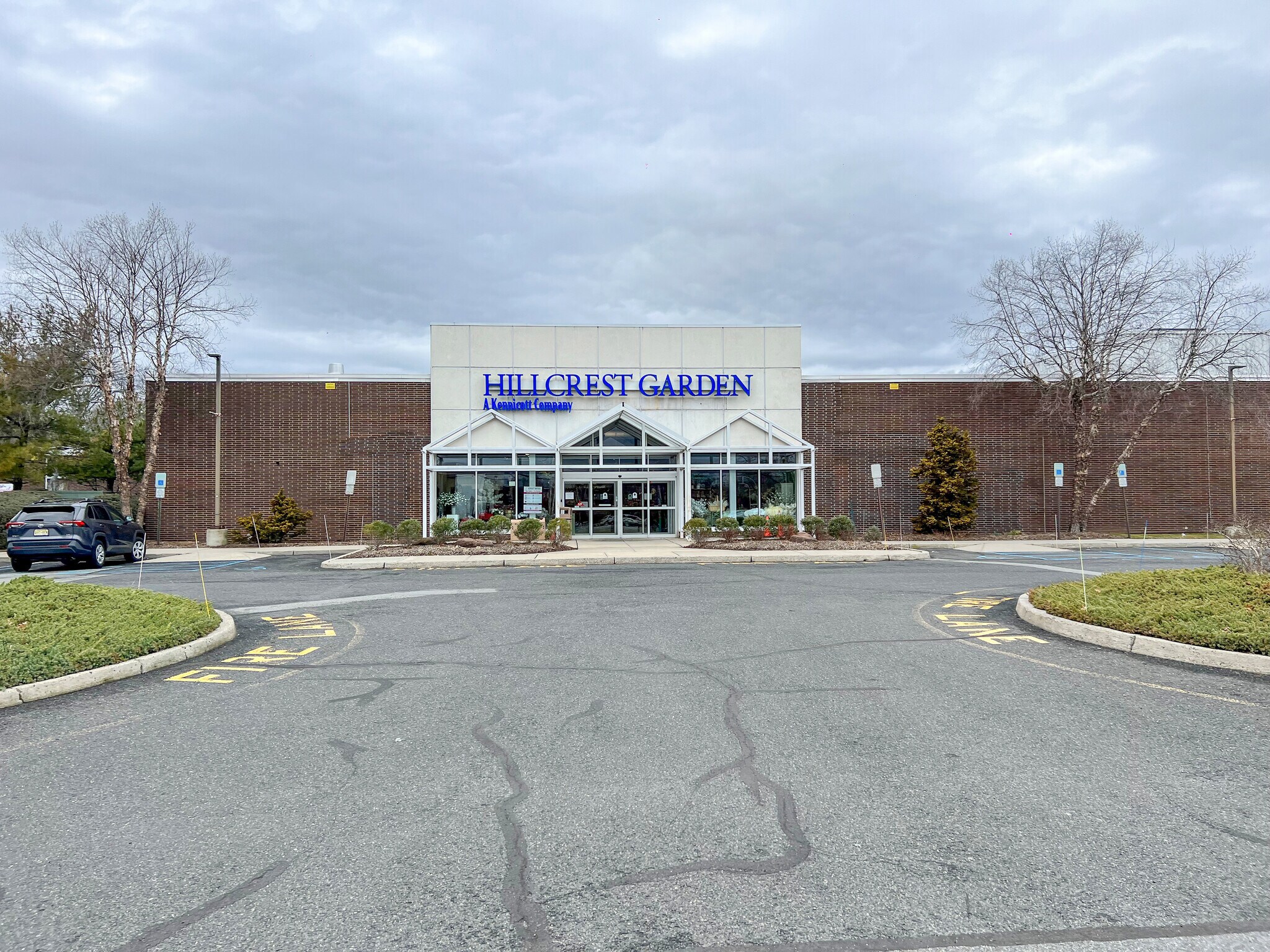 95 W Century Rd Paramus, NJ 07652 Industrial Property for Sale on